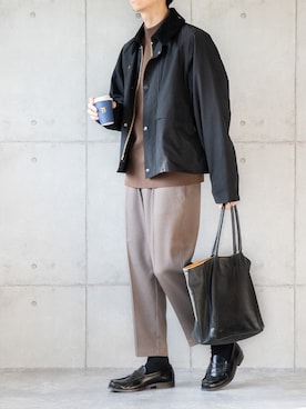 「ハイネックニット」｜「アイテム（ブルゾン）」を使った、しゅんたろーさん（メンズ・177cm）の冬コーディネート