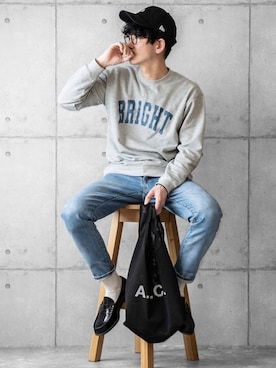 「zozoデニム」｜「アイテム（スウェット）」を使った、しゅんたろーさん（メンズ・177cm）の春コーディネート