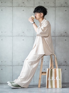 「EMMA CLOTHES（エマクローズ）のアイテム（セットアップ）」を使った、しゅんたろーさん（メンズ・177cm）の春コーディネート