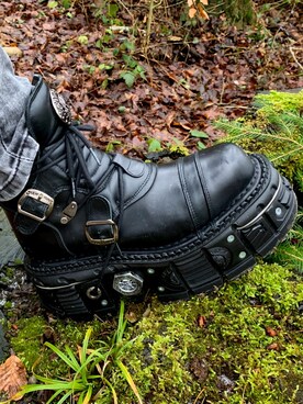 「NewRock」｜BlackMichi666さん（メンズ・188cm）の冬コーディネート