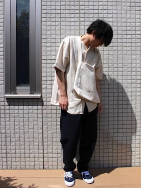 「EN ROUTE（アンルート）のアイテム（デニムパンツ）」を使った、あおこあらさん（メンズ・183cm）の春コーディネート