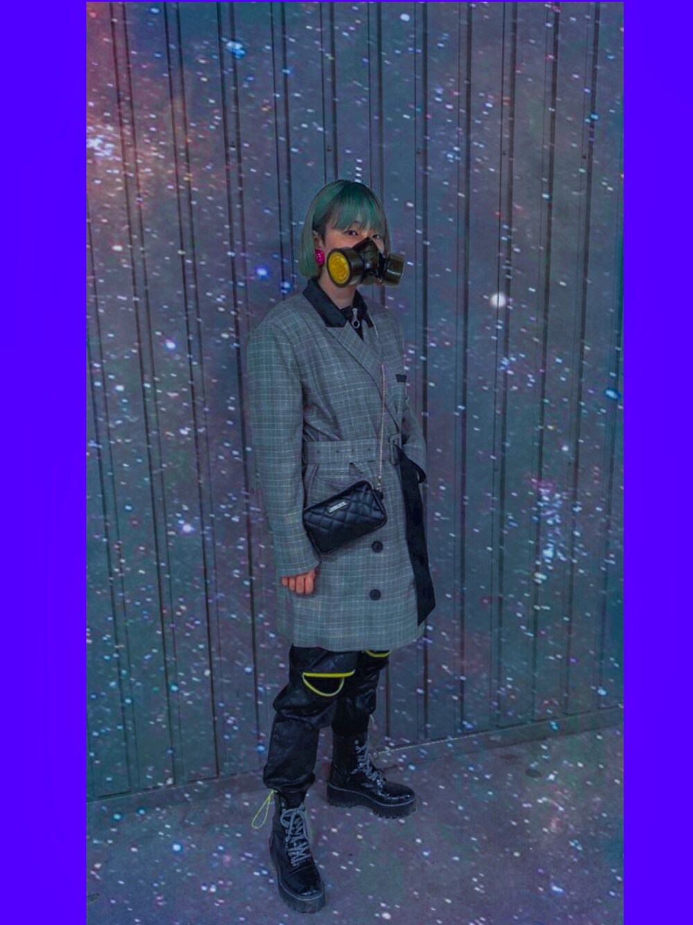 「オトナカジュアル、ストリート、韓国ファッション、ジャケット、#ootd、モノトーン、いいね、save、フォローお願いします🤑、パンツスタイル、カジュアルコーデ、ブラックコーデ」｜「PAMEO POSEのBig Jacket Dress（テーラードジャケット、グレー系）」を使った、ちゃん神さん（レディース・164cm）の春コーディネートの1枚目の写真