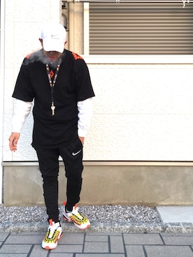 「NIKE SPORTSWEAR（ナイキスポーツウェアー）のアイテム（その他パンツ）」を使った、りゅういち先生さん（メンズ・178cm）の春コーディネート