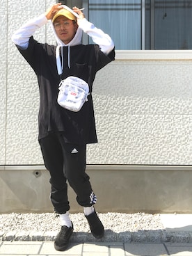 「alumni NYCのアイテム（帽子）」を使った、りゅういち先生さん（メンズ・178cm）の春コーディネート