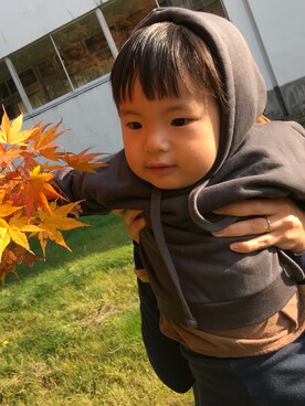 「monmimiのアイテム（パーカー、グレー系）」を使った、りりりさん（レディース・159cm）の秋コーディネート