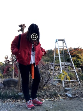 「レッド」｜「アイテム（MA-1）」を使った、mio*さん（レディース・159cm）の冬コーディネート