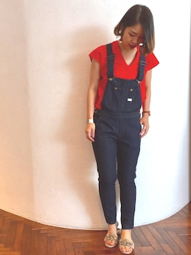 「Lee（リー）のLee×安西こずえ/別注スリムテーパードサロペット（サロペット/オーバーオール、ブルー系）」を使った、nano・universe 渋谷神南 Womensさん（レディース・160cm）の春コーディネート