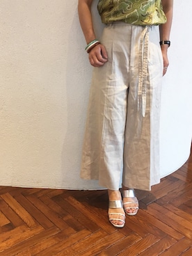 「NANO universe（ナノユニバース）の細ベルト付きリネンパンツ（その他パンツ、ベージュ系）」を使った、nano・universe 渋谷神南 Womensさん（レディース・160cm）の春コーディネート