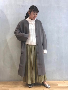 「白ニット」｜「アイテム（ノーカラージャケット）」を使った、mizuna_enamiさん（レディース・155cm）の秋コーディネート