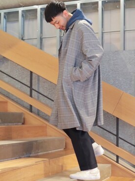 「koe（コエ）のアイテム（ステンカラーコート）」を使った、higucciさん（メンズ・174cm）の春コーディネート