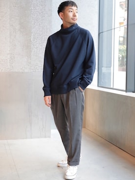 「koe（コエ）のアイテム（スウェット）」を使った、higucciさん（メンズ・174cm）の春コーディネート