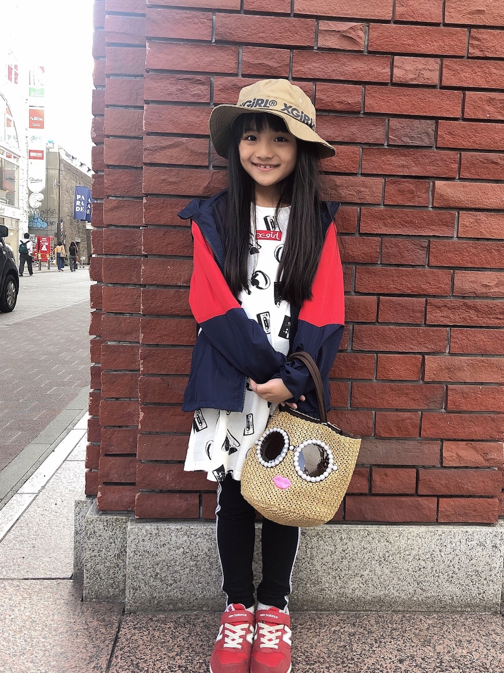 「キッズファッション、キッズコーデ、エックスガールステージス、アジョリー、お洒落さんとつながりたい、x-girl stages」｜「X-girl Stagesのアイテム（ジャケット/アウター、レッド系）」を使った、ここくれさん（キッズ・122cm）の夏コーディネートの1枚目の写真