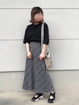 「beautiful people（ビューティフルピープル）の【beautiful people(ビューティフルピープル)】《STUDIOUS別注》ビニールサコッシュバッグ（ショルダーバッグ）」を使った、ミィさん（レディース・152cm）の春コーディネート