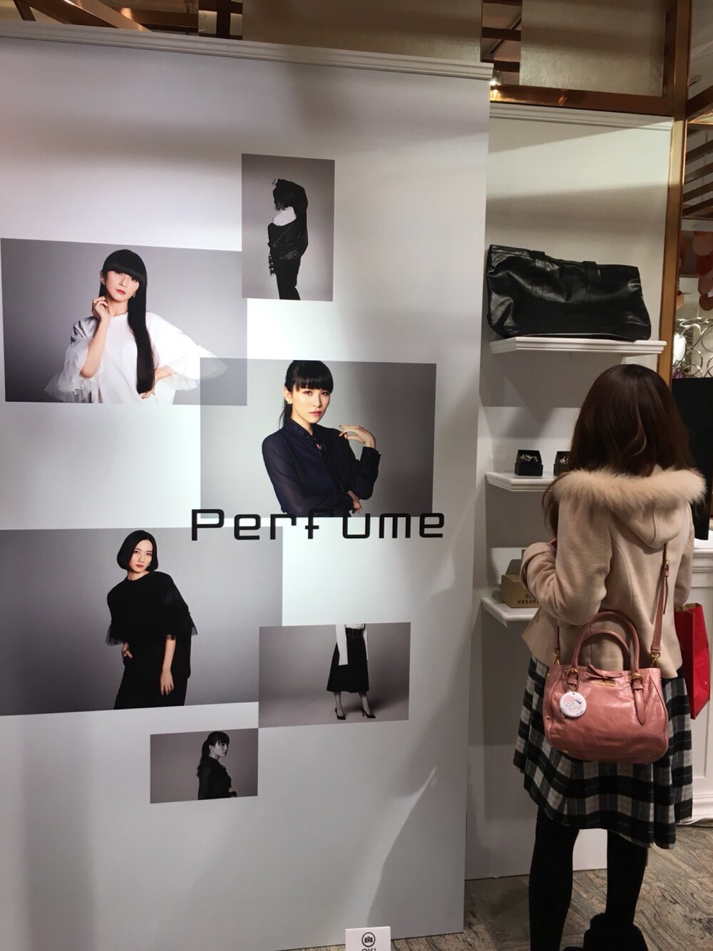 「冬コーデ、低身長、LODISPOTTO、MIUMIU、マタニティ、マタニティコーデ」｜「LODISPOTTOのラフィネ2wayフードショートコート（その他アウター、イエロー系）」を使った、ちあ🐰🌼さん（レディース・153cm）の冬コーディネートの1枚目の写真