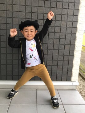 「Prism Stone（プリズムストーン）のアイテム」を使った、☁︎•ꇵ͒•`s☺︎+sa*॰¨̮さん（キッズ・100cm）の秋コーディネート