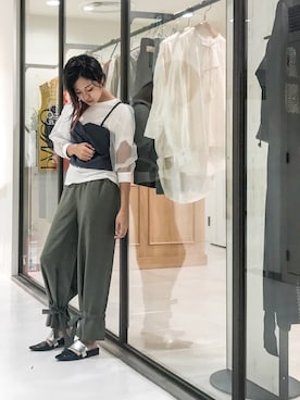 「カーキパンツ」｜uca.さん（レディース・163cm）の秋コーディネート