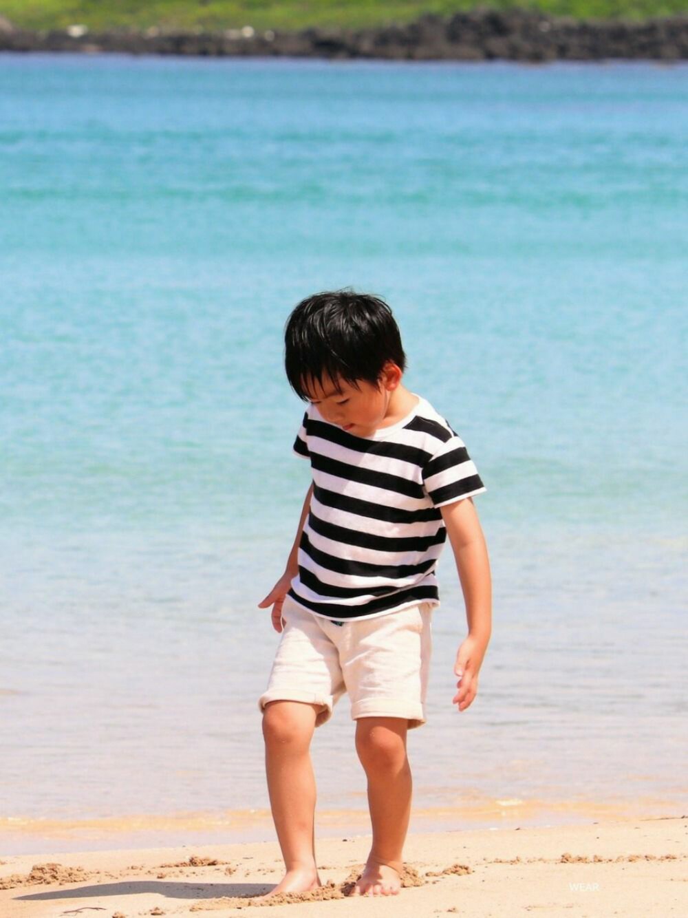 「夏のボーダーフェス、夏休み、男の子コーデ、おとこのこ、キッズコーデ、ハーフパンツ、シミラールック、ボーダー、ユニクロ、兄妹コーデ」｜「GLOBAL WORKの【キッズ】コットンワークショーツ/708509（その他パンツ、ブルー系）」を使った、siii.Hさん（キッズ・110cm）の夏コーディネートの1枚目の写真