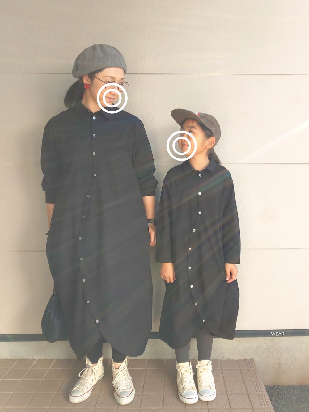 「ベレー帽、秋コーデ、低身長コーデ、converse、親子コーデ、シャツワンピ、ワンピース、キャップ女子、スニーカー女子、メガネ女子」｜「niko and...のオリジナル カラーベレー【niko and ...】（ハンチング/ベレー帽、グレー系）」を使った、siii.Hさん（レディース・156cm）の秋コーディネートの1枚目の写真