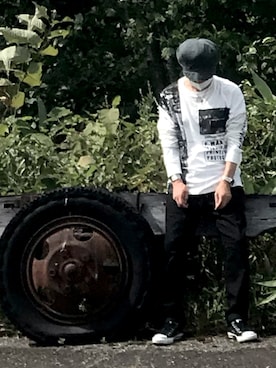 「TAKAHIROMIYASHITATheSoloIst.（タカヒロミヤシタザソロイスト）のアイテム（Tシャツ/カットソー）」を使った、keiGさん（メンズ・175cm）の秋コーディネート