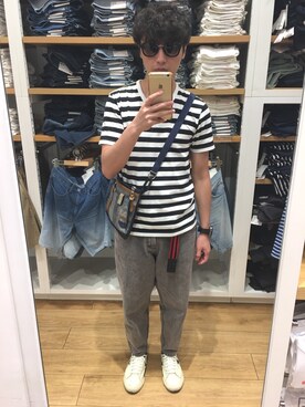 「CONVERSE TOKYO（コンバーストウキョウ）のアイテム（スニーカー）」を使った、Howard bbさん（メンズ・170cm）の夏コーディネート