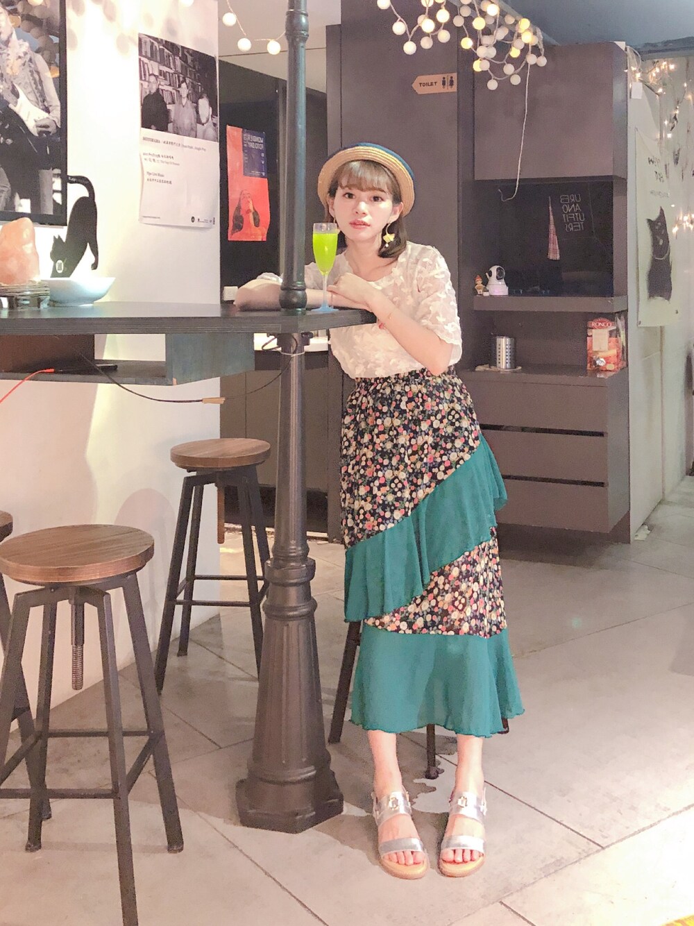 「花柄、夏、summer、秋のコーデ、tayswear、TAIPEI、Taiwan、casselini、modigliani、bonjourtw」｜「Casseliniのアイテム（キャップ、ベージュ系）」を使った、Taylor Maさん（レディース・163cm）の夏コーディネートの1枚目の写真