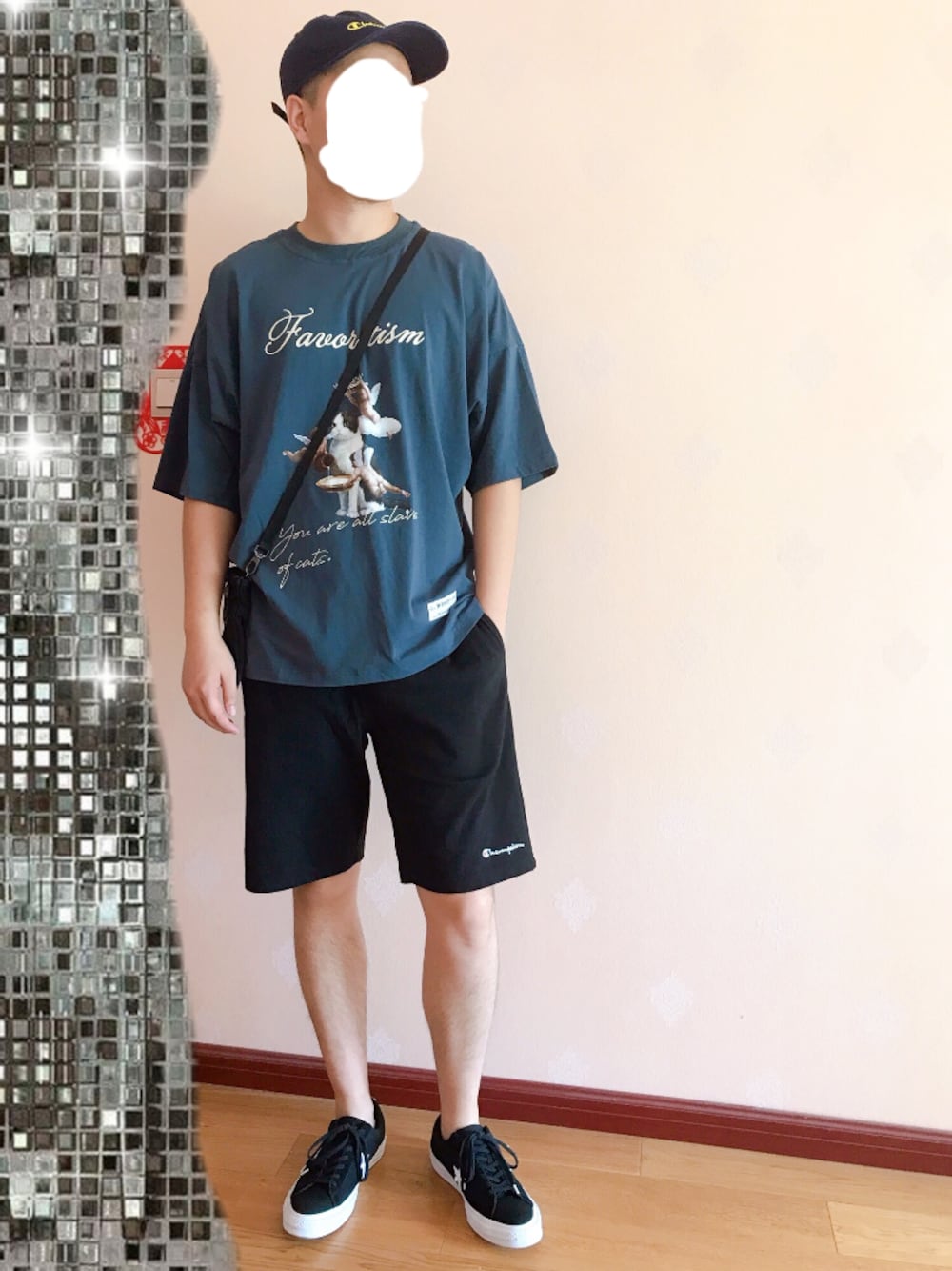 「Championのアイテム（その他パンツ、ブラック系）」を使った、留不住的是头发さん（メンズ・185cm）の秋コーディネートの1枚目の写真