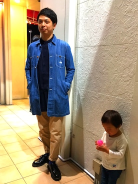 「coca（coca）（コカ）のアイテム（チノパンツ）」を使った、takapir0さん（メンズ・171cm）の春コーディネート