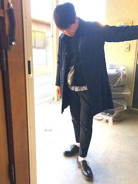 「koe（コエ）のアイテム（チェスターコート）」を使った、takapir0さん（メンズ・171cm）の冬コーディネート