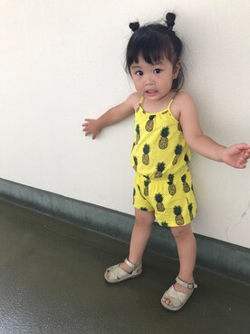 「アイテム（サロペット/オーバーオール、イエロー系）」を使った、himariさん（キッズ・80cm）の夏コーディネート