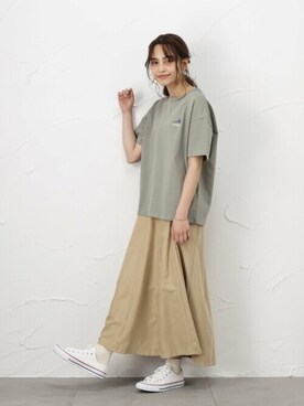 「CONVERSE（コンバース）のアイテム（Tシャツ/カットソー）」を使った、マックハウスZOZOスタイリスト レディースさん（レディース・163cm）の春コーディネート