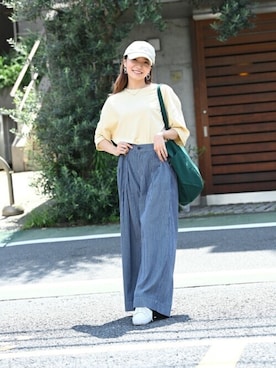 「NAVY（ネイビー）のアイテム（パンツ）」を使った、マックハウスZOZOスタイリスト レディースさん（レディース・163cm）の夏コーディネート