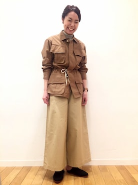 「Bshop（ビショップ）のアイテム（その他シューズ）」を使った、kitchen&garden新丸ビル店スタッフさん（レディース・160cm）の春コーディネート