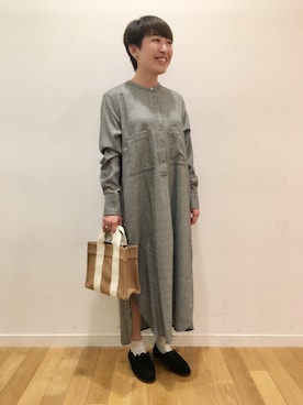 「新作」｜「アイテム（シャツワンピース）」を使った、kitchen&garden新丸ビル店スタッフさん（レディース・152cm）の秋コーディネート