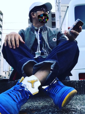 「CONVERSE（コンバース）のアイテム（スタジャン）」を使った、ﾓﾘﾆｼ ﾄｻｼさん（メンズ・179cm）の冬コーディネート