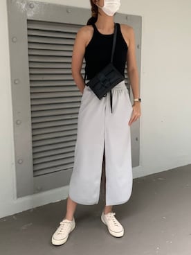 「H&M（エイチ・アンド・エム）のアイテム（タンクトップ）」を使った、BVLさん（レディース・167cm）の秋コーディネート