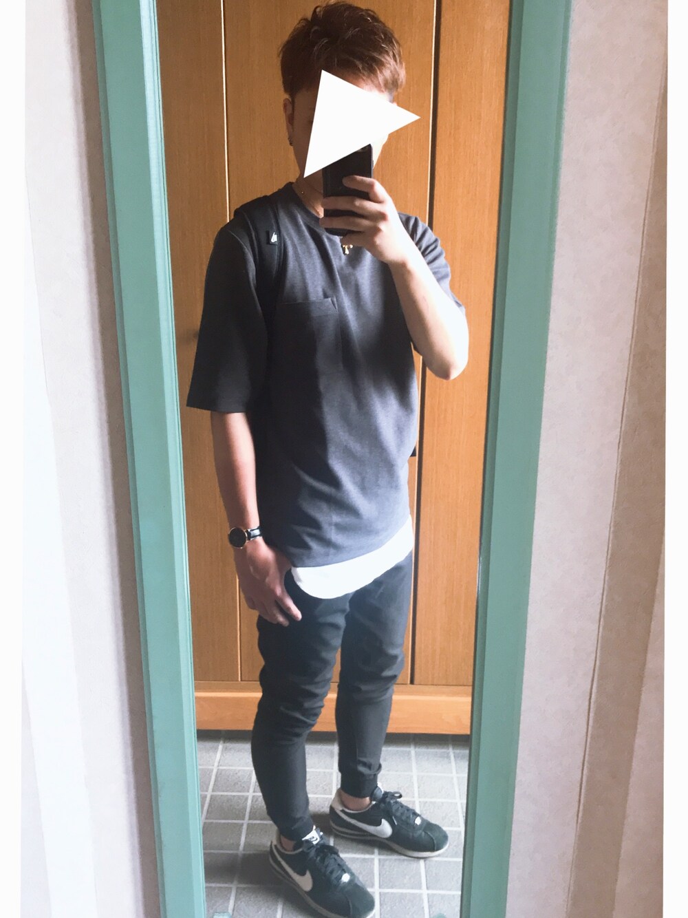 「おしゃれさんと繋がりたい、春コーデ、低身長、いいね、save、フォローお願いします🤑、プチプラ、GU」｜「GUのアイテム（Tシャツ/カットソー、グレー系）」を使った、たくやさん（メンズ・166cm）の春コーディネートの1枚目の写真