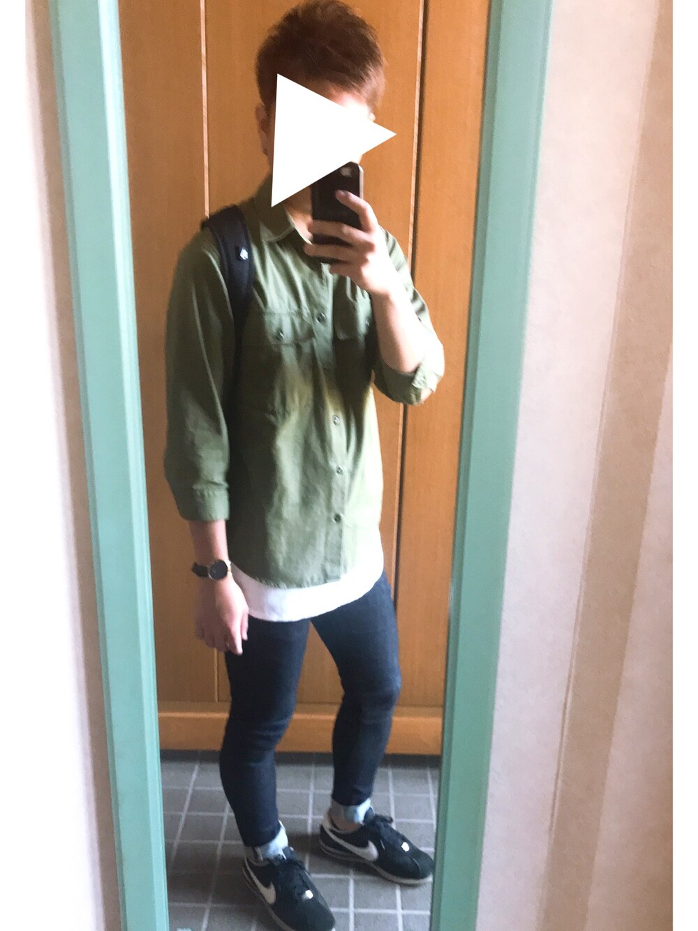 「おしゃれさんと繋がりたい、シンプル、はるコーデ、GU、WEGO」｜「WEGOのアイテム（シャツ/ブラウス、グリーン系）」を使った、たくやさん（メンズ・166cm）の春コーディネートの1枚目の写真