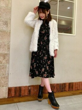 「INGNI（イング）のアイテム（ノーカラージャケット）」を使った、INGNI（イング）さん（レディース・170cm）の秋コーディネート