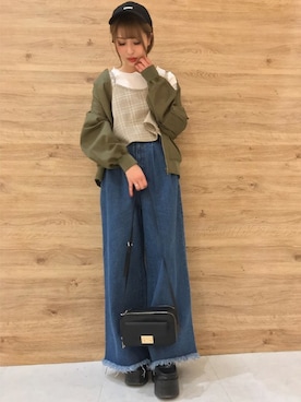 「ゆるカジ」｜「アイテム（帽子）」を使った、INGNI（イング）さん（レディース・151cm）の春コーディネート