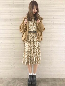 「袖ボリューム」｜「アイテム（パーカー）」を使った、INGNI（イング）さん（レディース・161cm）の春コーディネート