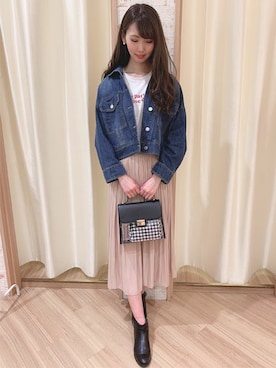 「コーディネート」｜「アイテム（デニムジャケット）」を使った、INGNI（イング）さん（レディース・175cm）の春コーディネート