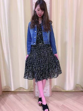 「コーディネート」｜「アイテム（デニムジャケット）」を使った、INGNI（イング）さん（レディース・175cm）の春コーディネート