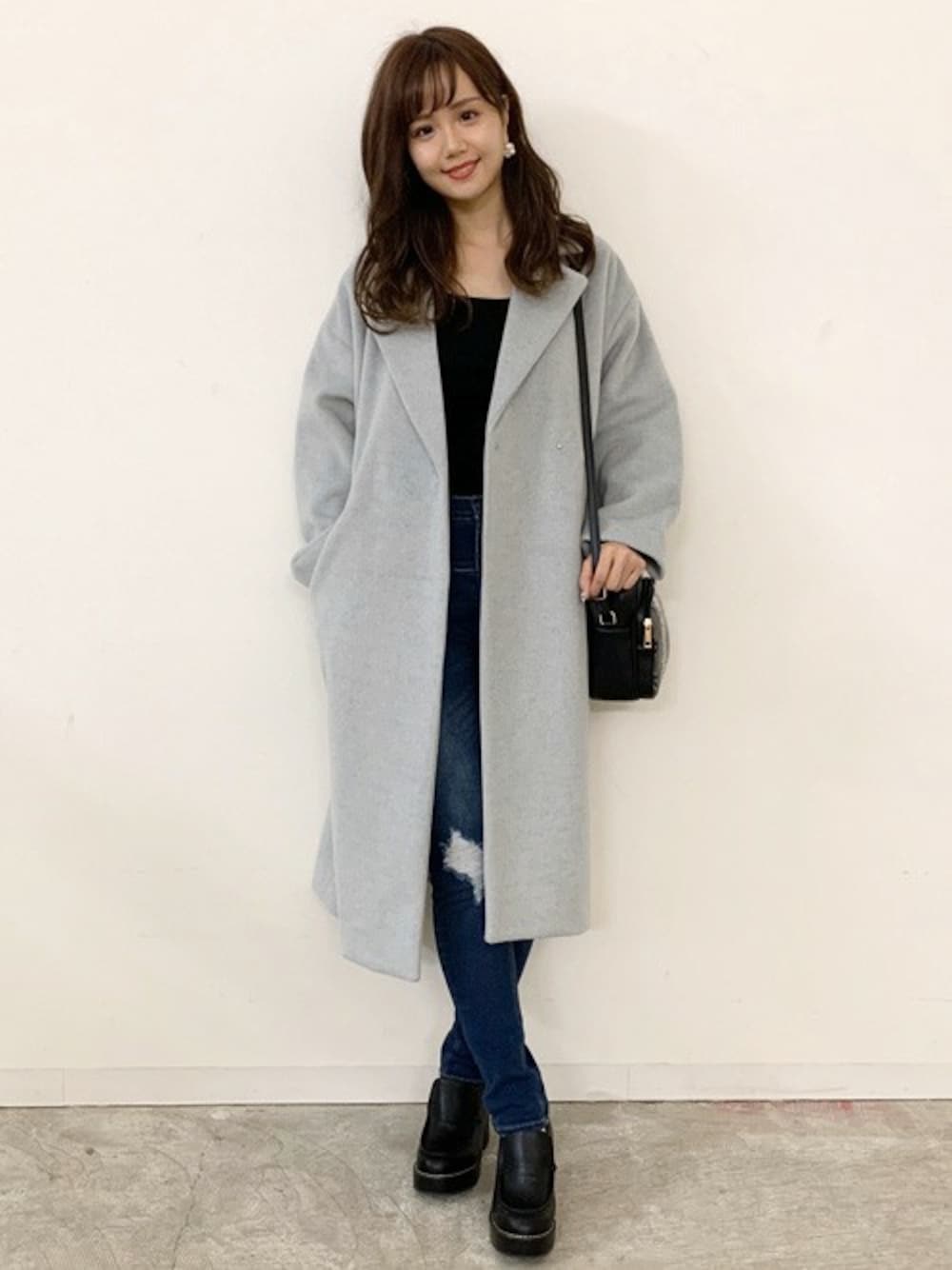 「トレンド、INGNI、プチプラ、ファッション、ootd、コーディネート、かわいい、おしゃれさんと繋がりたい、いいね、save、フォローお願いします🤑、スタッフセンバツ」｜「INGNIのBIG チェスターコート（チェスターコート、グレー系）」を使った、INGNI（イング）さん（レディース・161cm）の秋コーディネートの1枚目の写真