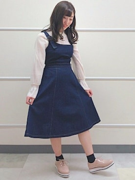 「コーディネート」｜「アイテム（ジャンパースカート）」を使った、INGNI（イング）さん（レディース・156cm）の春コーディネート