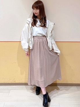 「コーディネート」｜「アイテム（マウンテンパーカー）」を使った、INGNI（イング）さん（レディース・162cm）の春コーディネート