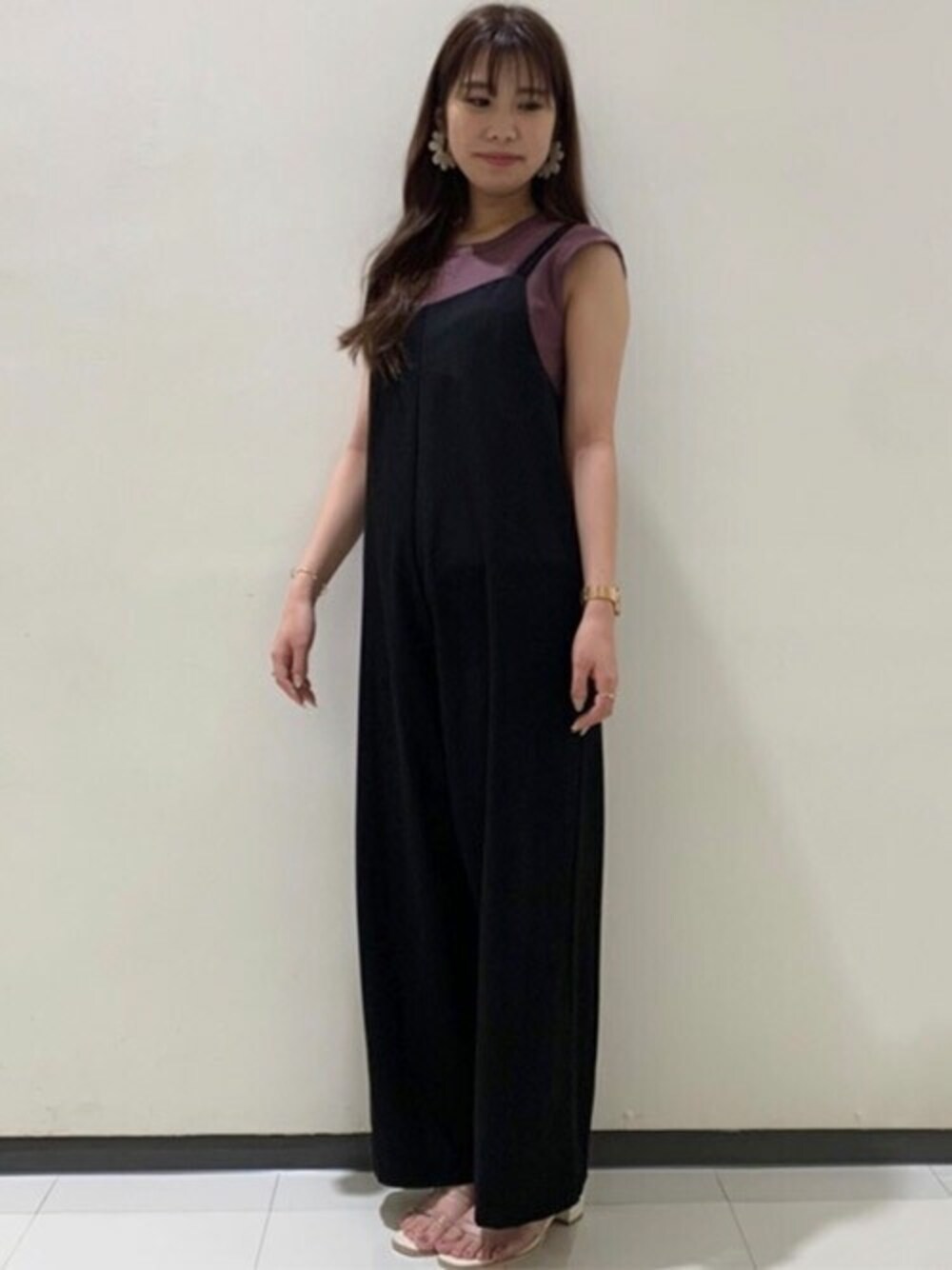 「トレンド、INGNI、プチプラ、ootd、コーディネート、outfit、お洒落さんとつながりたい、いいね、save、フォローお願いします🤑」｜「INGNIのリブフレンチスリーブ／ニット（ニット/セーター、パープル系）」を使った、INGNI（イング）さん（レディース・153cm）の夏コーディネートの1枚目の写真