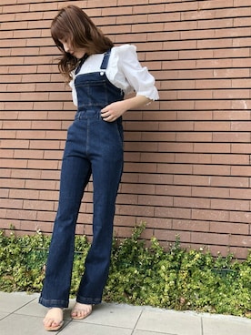 「INGNI（イング）のアイテム（オールインワン・サロペット）」を使った、INGNI（イング）さん（レディース・165cm）の春コーディネート