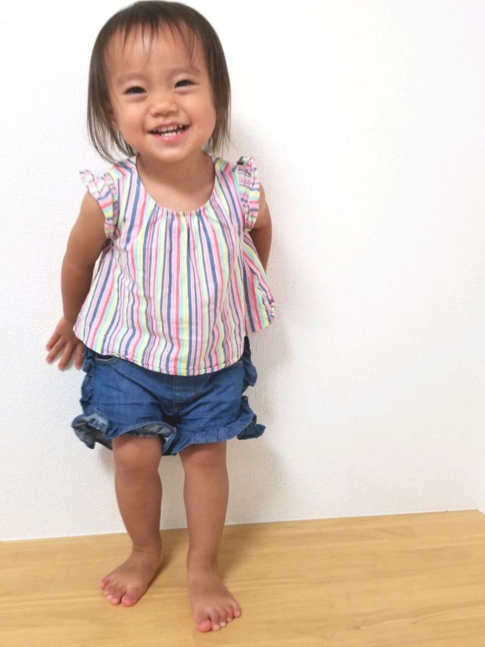 「１歳８ヶ月、1歳」｜「RAGMARTのフリルショートパンツ（その他パンツ、ブルー系）」を使った、けーさん（キッズ・80cm）の秋コーディネートの1枚目の写真