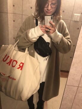 「ROKU」｜「アイテム（ムートンコート）」を使った、Midori Sakaiさん（レディース・160cm）の春コーディネート