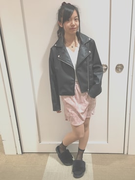 「ベロアスカート」｜「アイテム（ライダースジャケット）」を使った、mayaさん（レディース・157cm）の春コーディネート